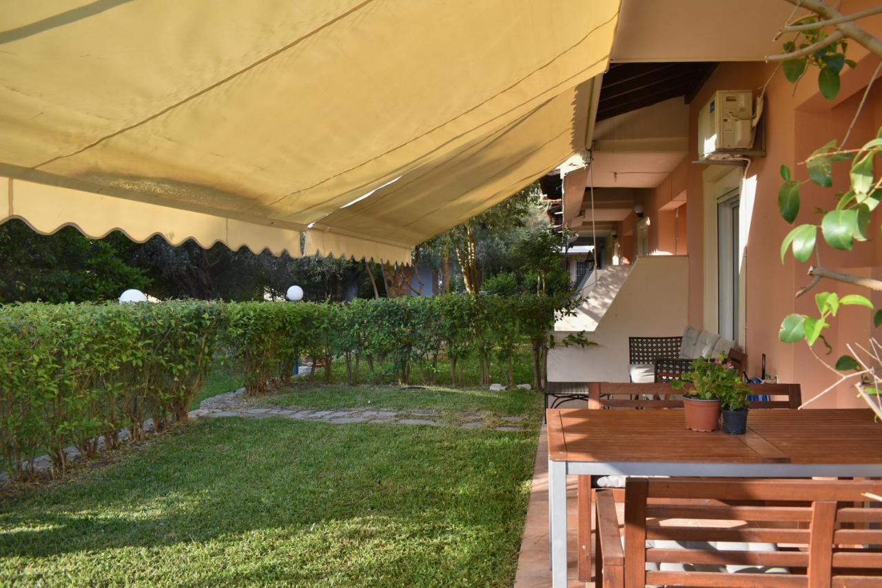 Villa Kripis House à Pefkochori Extérieur photo